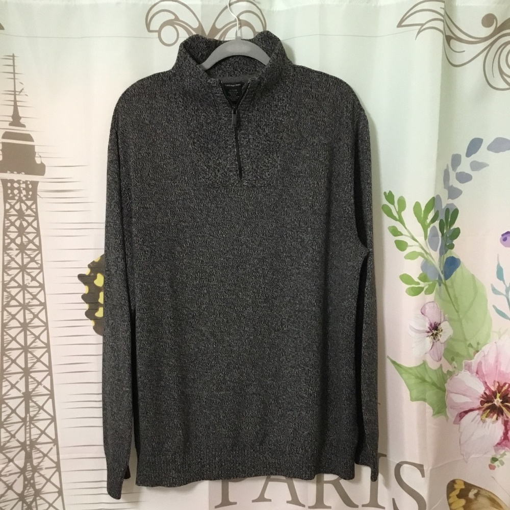 Calvin Klein Men's 1/4 Zip Sweater-Size XL in Dark Gray